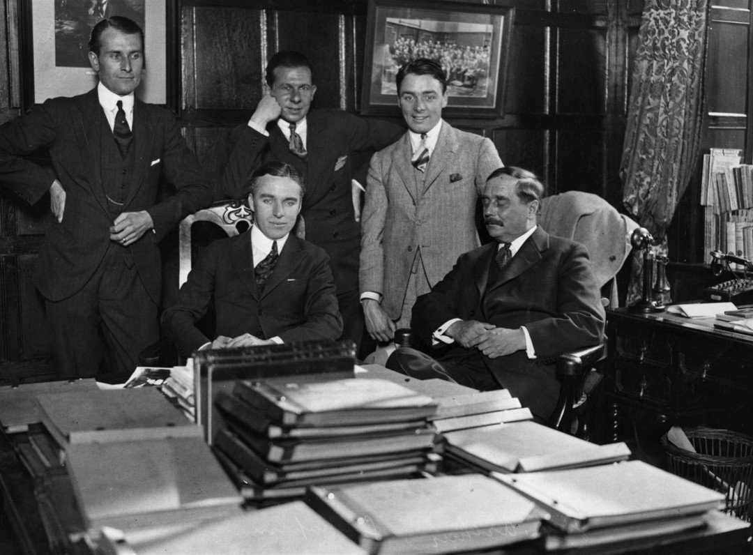 Iconic Moments & Controversies (Season 1) Pushed TVs Social Boundaries